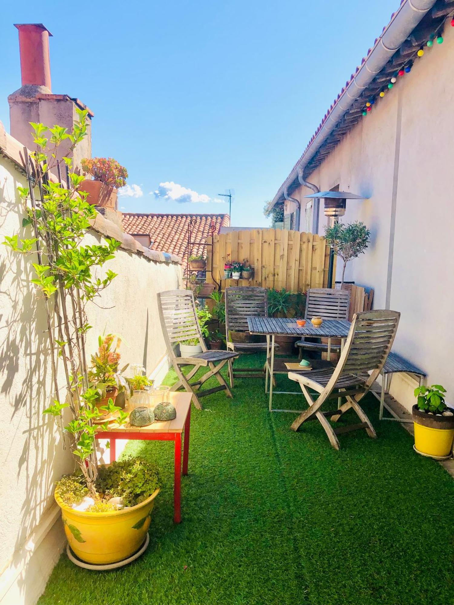 Апартаменты Joli Duplex Avec Terrasse Марсель Экстерьер фото